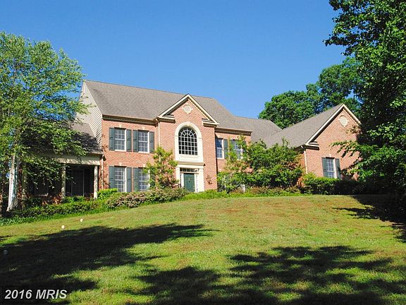 Koch built Colonial on 2.82 acres