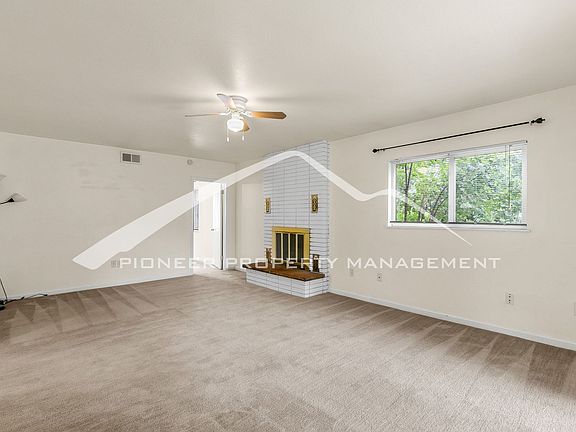 5th image of 3273 S Forest St