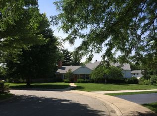 2222 Crestview Ln, Wilmette, IL 60091