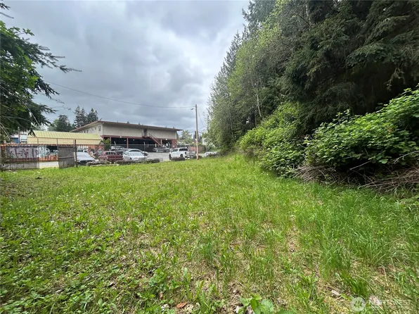 6325 xx Evergreen Way, Everett, WA 98203