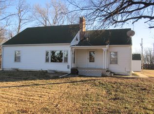 7140 E Hobbs Creek Rd, Gypsum, KS 67448
