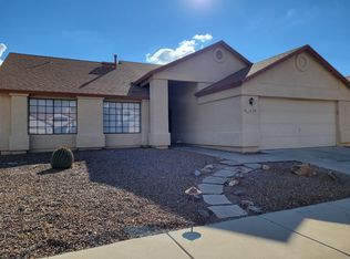 10194 E Essex Village Dr, Tucson, AZ 85748