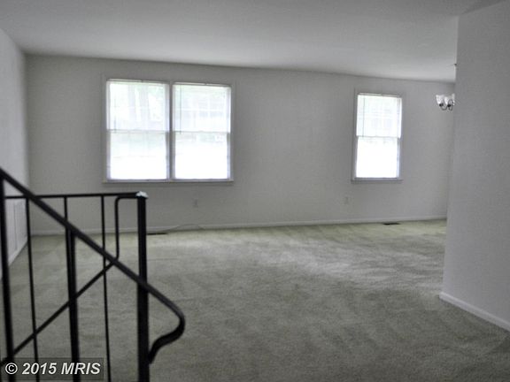 4th image of 7946 Freehollow Dr