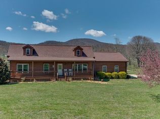 101 Rome Ln, Hendersonville, NC 28792