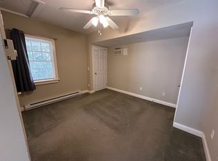 205 Lakemere Dr, Southbury, CT 06488