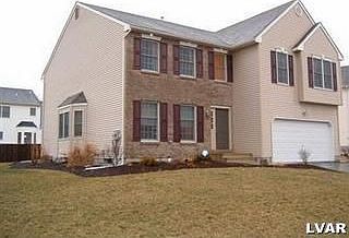 1st image of 18 Grist Mill Ln