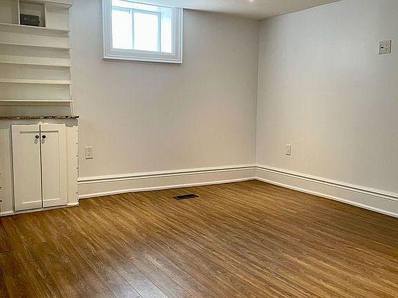 5th image of 1152 70th St #1148