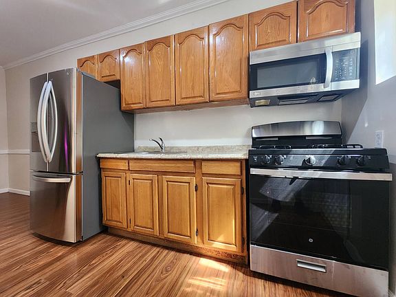 3rd image of 9612 Avenue K #1