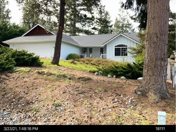 135 Sunrise View Ave, Sequim, WA 98382