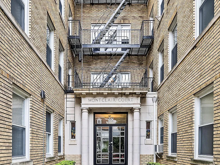 28 Gates Apartments — Photo 18