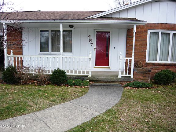 3rd image of 487 Salem Dr