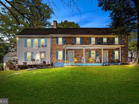 5th image of 376 David Dr