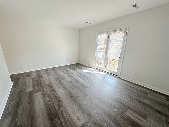 5th image of 2732 Brandon Ave SW #D1
