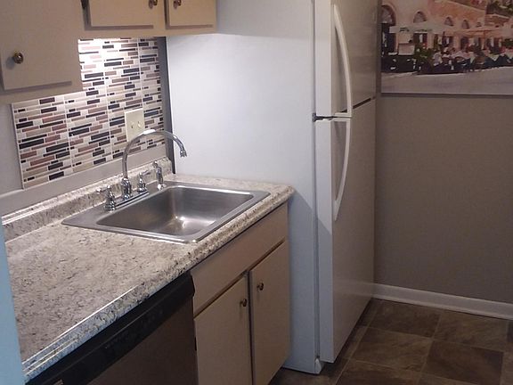 SECOND VIEW OF KITCHEN