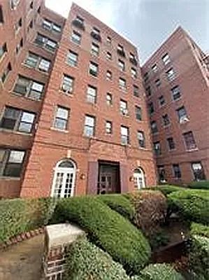 1st image of 1625 E 13th St APT 2D