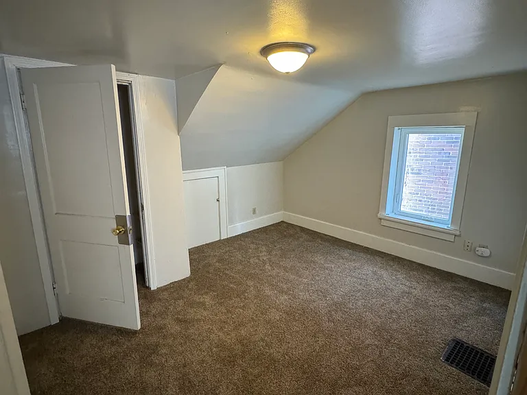 51 Richwood Ave — Photo 5