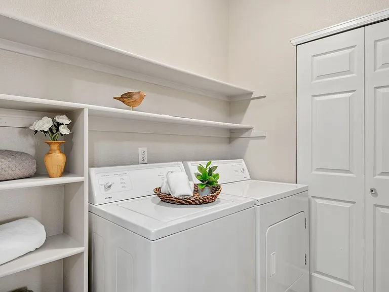 4545 Wheaton Dr #B230 — Photo 14