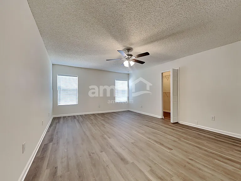2737 Taylor Hill Dr — Photo 8