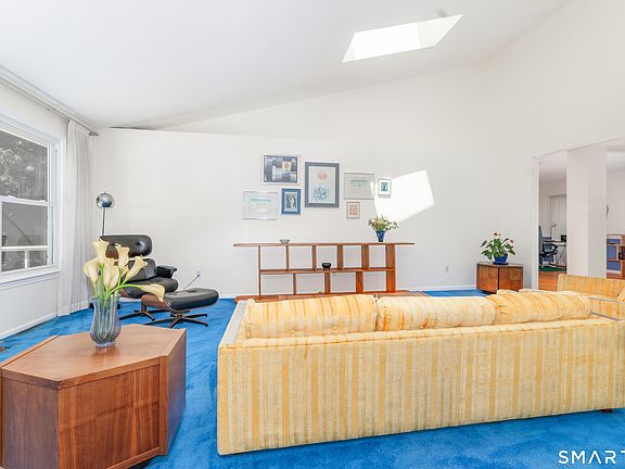5th image of 3 Racebrook Court