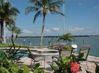 835 123rd Ave, Treasure Island, FL 33706