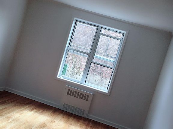 4th image of 8765 14th Ave #1