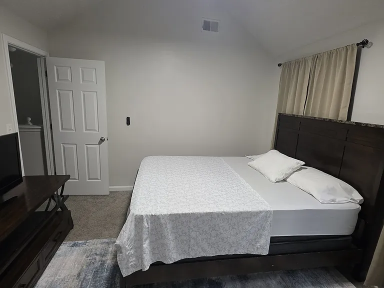 4060 Castle Way — Photo 5