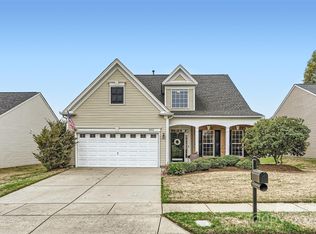 8812 Heron Glen Dr, Charlotte, NC 28269