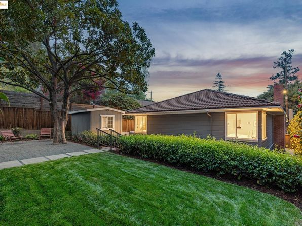5565 Snake Rd, Oakland, CA 94611