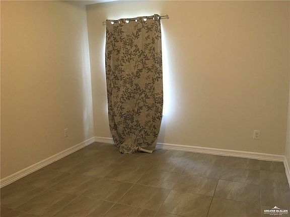 5th image of 2309 Water Willow Dr