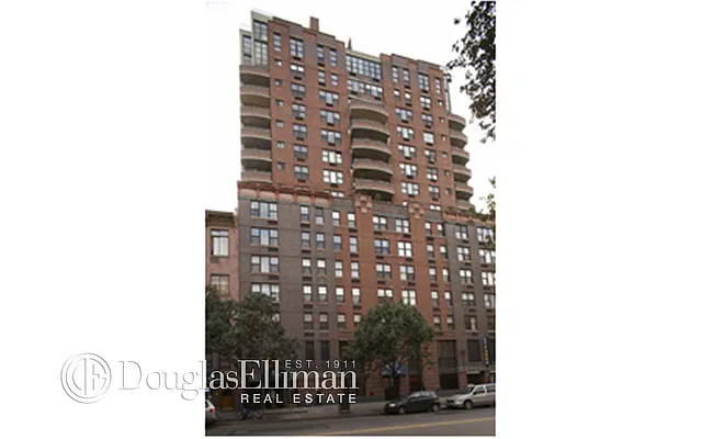 Rented by Douglas Elliman | media 16