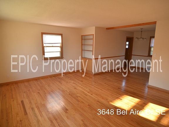 4th image of 3648 Bel Air Dr SE