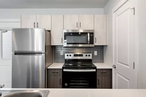 Kitchen - Breckenridge Apartments