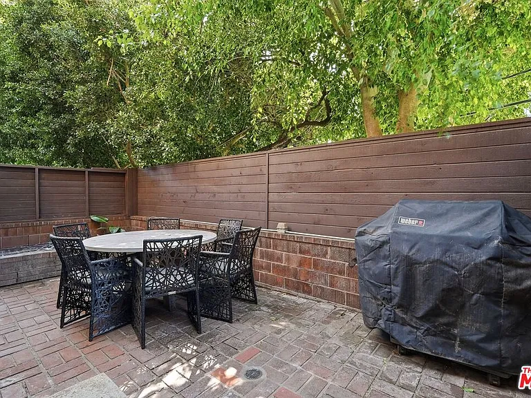1033 Carol Dr #T16 — Photo 23