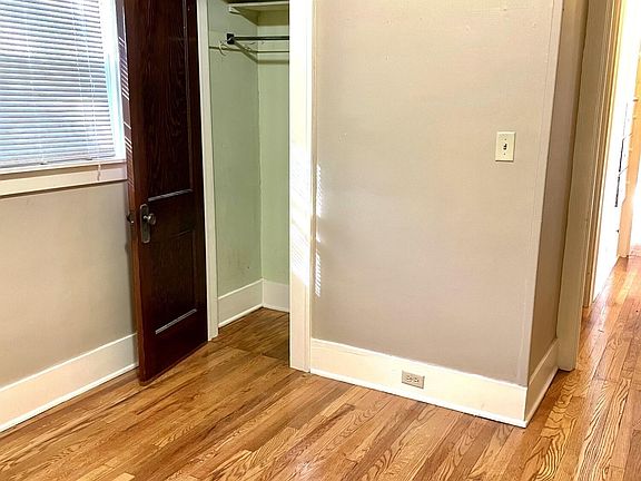 3rd image of 601 N Magnolia Ave