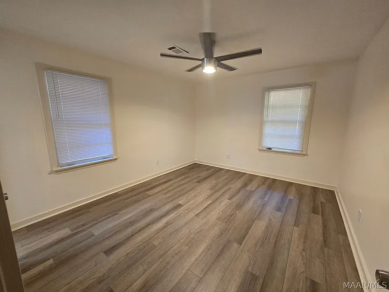 3024 Pelzer Ave — Photo 12