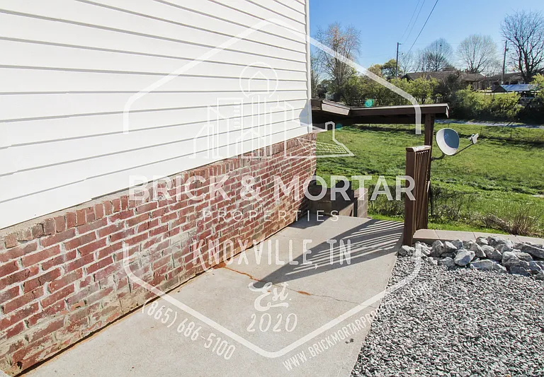 1731 Lively Rd — Photo 3