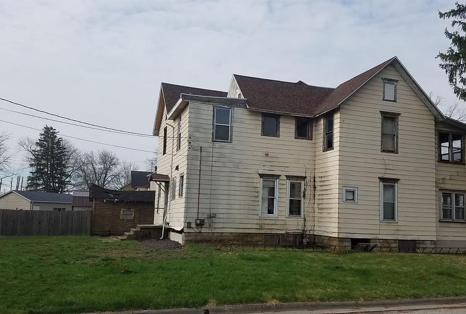 2nd image of 523 N Seltzer St