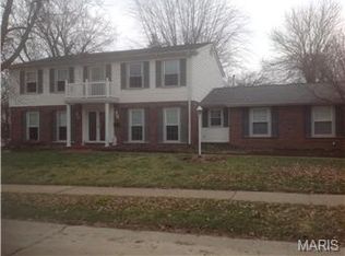 2814 Cape Cod Dr, Florissant, MO 63033