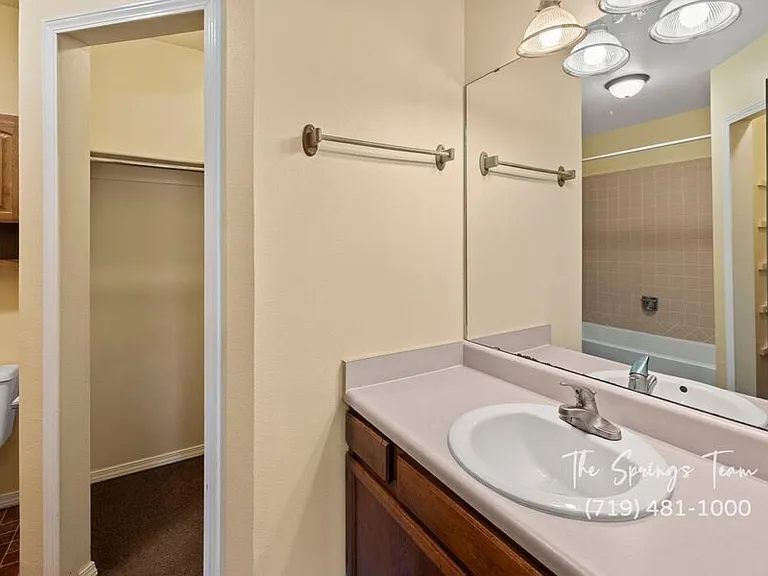 6460 Mohican Dr — Photo 28
