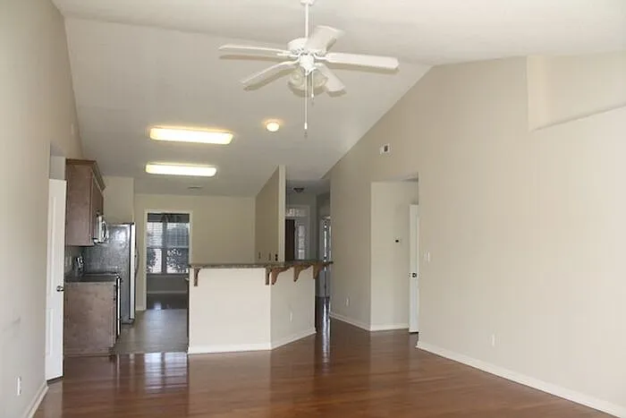 7010 Thornwood Ln SE — Photo 21