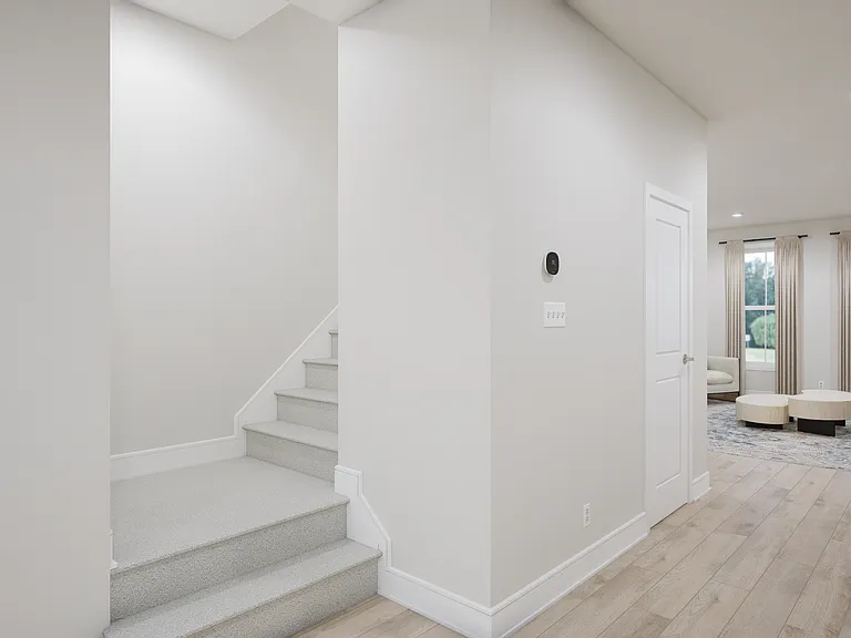 135 Heyford Dr — Photo 21