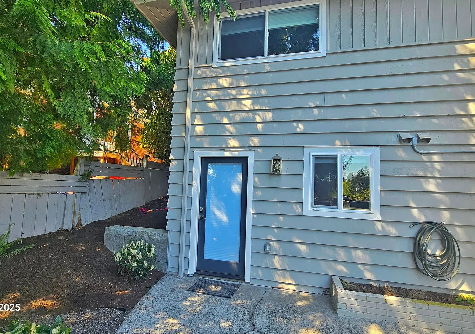 Modern 1 Bed, 1 Bath in Prime Roosevelt Location — Photo 2