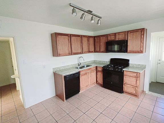 3rd image of 5409 Timberwolf Dr