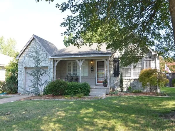 2611 E 17th Pl S, Tulsa, OK 74104