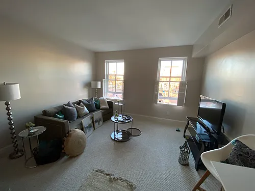 1634 Shakespeare St #2 Photo 1