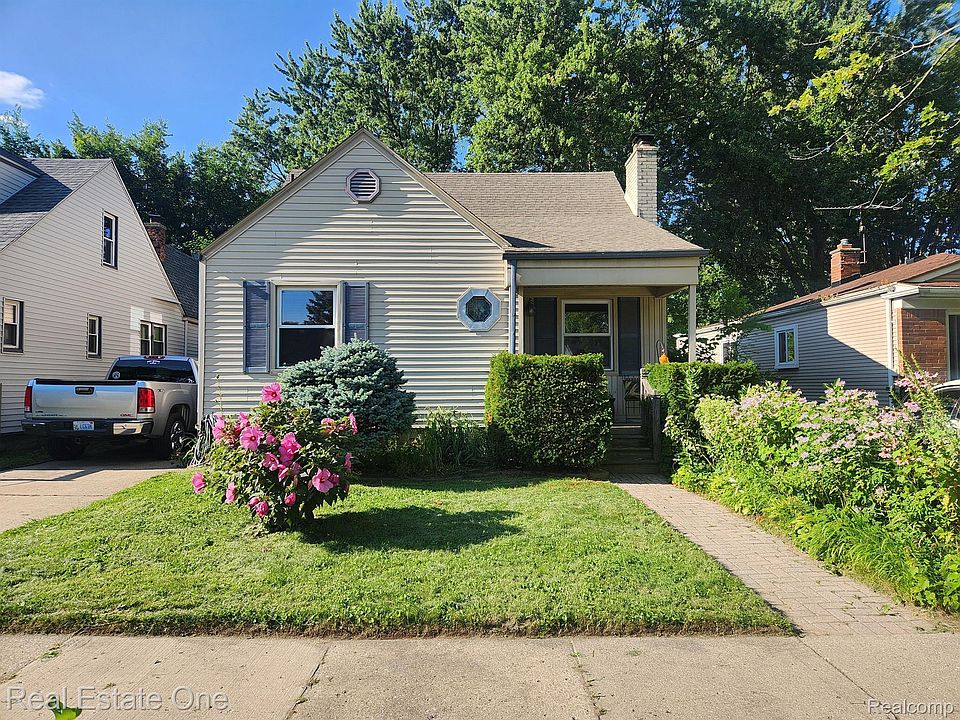 1st image of 569 E Barrett Ave