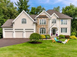 11 Cortland Ln, West Newbury, MA 01985
