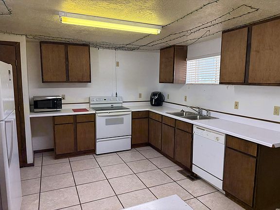 5th image of 505 W Richey Ave #11