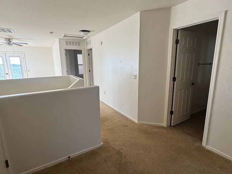 318 S Princess Erica Dr — Photo 15