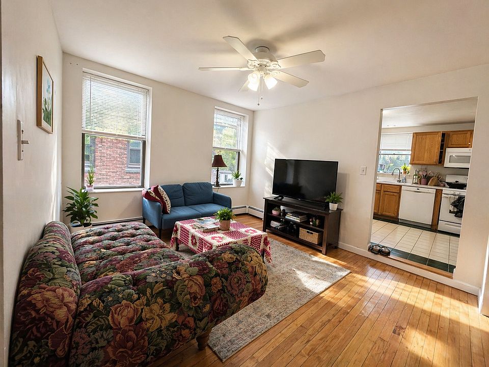 1st image of 2036 Mass Ave APT 1